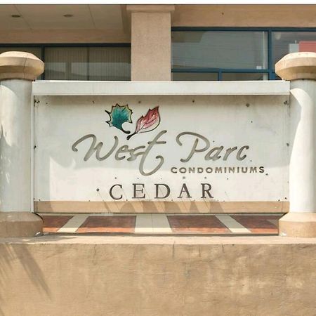Westparc Cedar Alabang Hotel Muntinlupa City Bagian luar foto